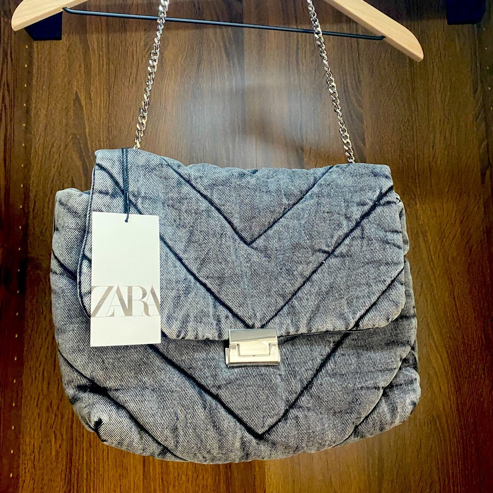 Zara Maxi quilted bag black. New with tag.